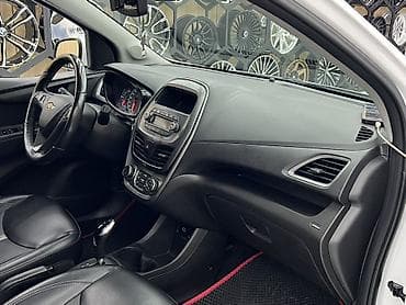 e2 byd: Chevrolet Spark: 2019 г., 1 л, Автомат, Бензин, Хэтчбэк — 10
