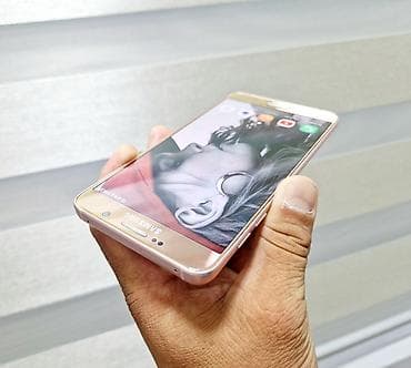 galaxy starship: Samsung Galaxy Note 5, Б/у, 64 ГБ, цвет - Золотой, 1 SIM — 4