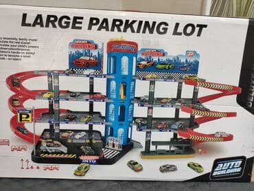 кукла домик: Парковка с лифтом для маленьких машинок типа hot wheels — 1