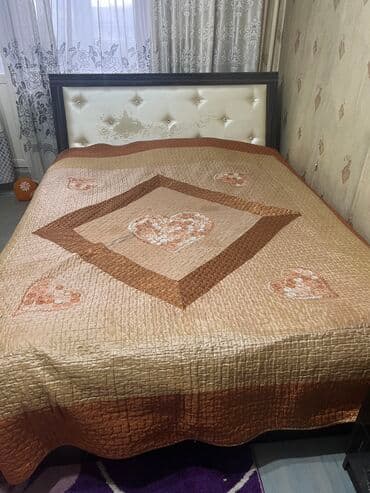 Спальный гарнитур, Б/у, Двуспальная кровать, Комод, Тумба, Самовывоз