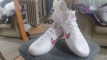 Зальник Nike Mercurial (расцветка с градиентным Swoosh) - Тип