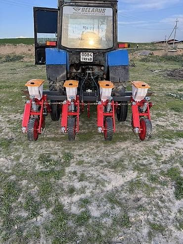 мини техника: Пневматическая четырехрядная сеялка точного высева - Тип — 10