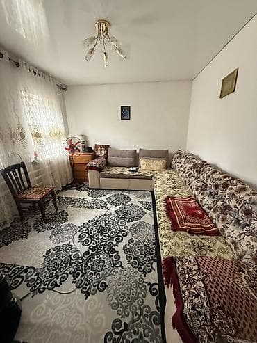 jack 4: Продаю пол дома 4-х комнатный С мебелью В доме имеется; душевая — 3