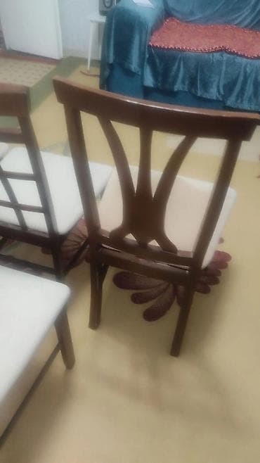 Швейные стулья: Продаем стулья произ - во местное 4 шт. — 2