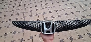 civic type r: Решетка радиатора Honda Б/у — 2