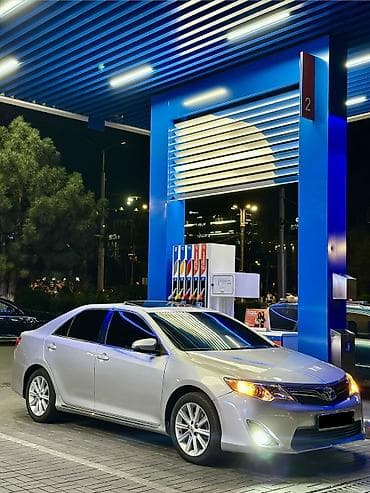 Toyota Camry: 2012 г., 2.5 л, Вариатор, Гибрид, Седан — 1