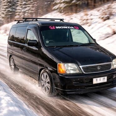 токмок срочно: Honda Stepwgn: 1999 г., 1.9 л, Автомат, Бензин, Минивэн — 2