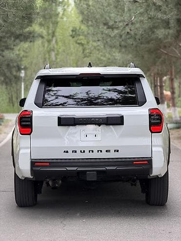 Транспорт: Toyota 4Runner: 2025 г., Автомат, Бензин, Внедорожник — 5