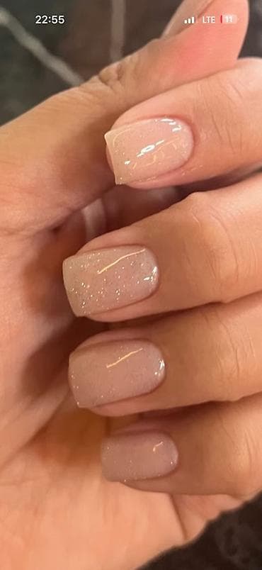 обучение маникюру бишкек: Требуется мастер маникюр и педикюр 
 Ак ордо — 1