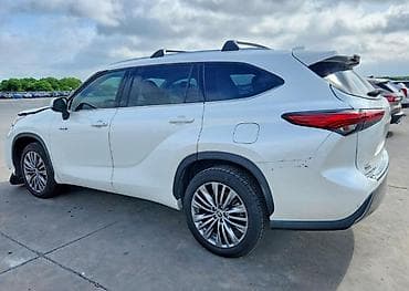440: Toyota Highlander: 2021 г., 2.5 л, Автомат, Гибрид, Кроссовер — 2