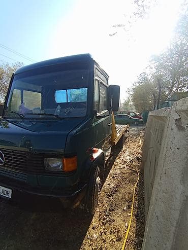 Эвакуатор, Mercedes-Benz, 1996 г., Прямая