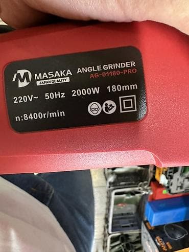 Электроинструменты: Угловая шлифмашина Masaka AG-01180-PRO - Мощность: 2000 Вт - Питание — 2