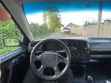 газель 2007: Volkswagen Golf: 1995 г., Бензин, Хэтчбэк — 5