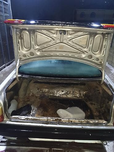 Audi: Audi 100: 1989 г., 2.3 л, Механика, Бензин, Седан — 9