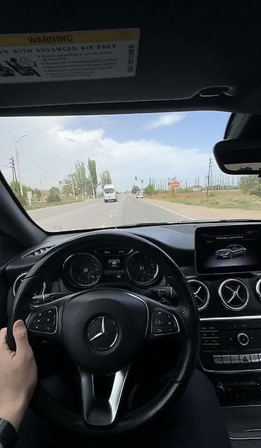 Транспорт: Mercedes-Benz CLA-Class: 2018 г., 2 л, Бензин, Седан — 4