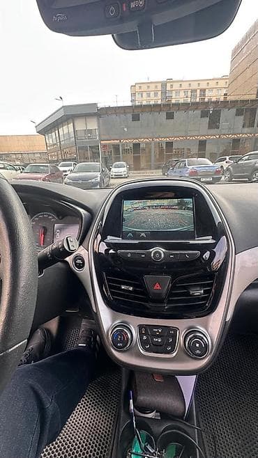 bwb e34: Chevrolet Spark: 2015 г., 1 л, Автомат, Бензин, Хэтчбэк — 9