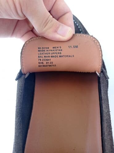 Киреге берилүүчү кийимдер: Эркектердин туфлиси, 45, Жаңы, түсү - Күрөң, Өзү алып кетүү, Акылуу жеткирүү — 7