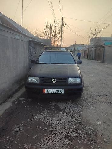 x elite: Volkswagen Vento: 1997 г., 2 л, Механика, Бензин, Седан — 2