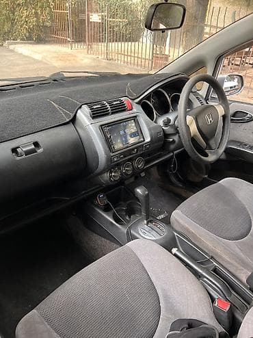 рассрочкага фит: Honda Fit: 2004 г., 1.3 л, Вариатор, Бензин, Хэтчбэк — 4