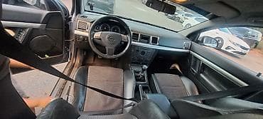Унаа: Opel Vectra: 2004 г., 2 л, Кол менен иштөөчү, Бензин, Универсал — 7