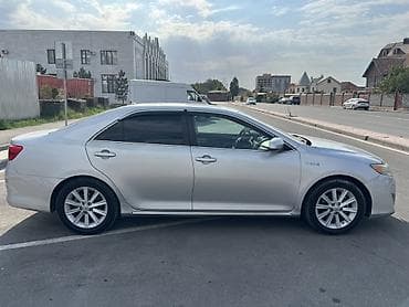 corolla 2004: Toyota Camry: 2012 г., 2.5 л, Вариатор, Гибрид, Седан — 2