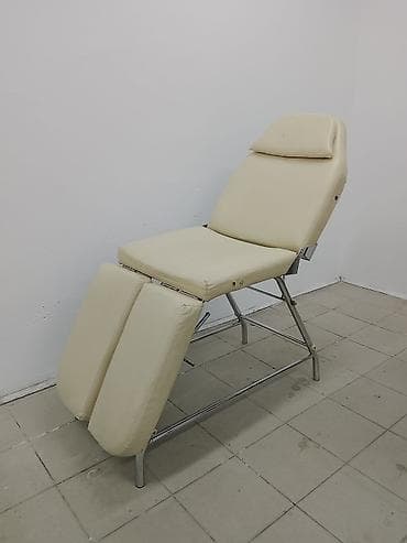 Оборудование для салонов красоты: Срочно продаю Косметологическая/массажная кушетка с регулировкой — 6