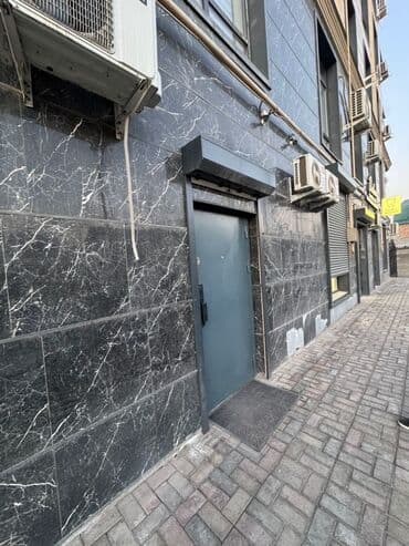 снять дом на панораме: Ижарага берем Офистик, 100 кв. м, Турак комплексинде, Тоолор көрүнүп турат, 1-катар, Жабдуулары менен — 18