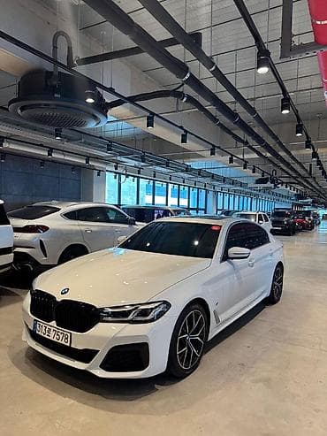 BMW 5 series: 2022 г., 2 л, Автомат, Бензин, Седан