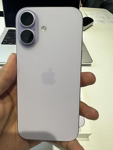 IPhone 17, Б/у, 256 ГБ, Deep Purple, Защитное стекло, Коробка, 100 %