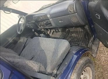 mazda demio1: Легкий грузовик, Hyundai, Стандарт, 1,5 т, Б/у — 3