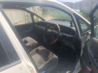 дом в колесах: Honda Odyssey: 1999 г., 2.3 л, Автомат, Минивэн — 4