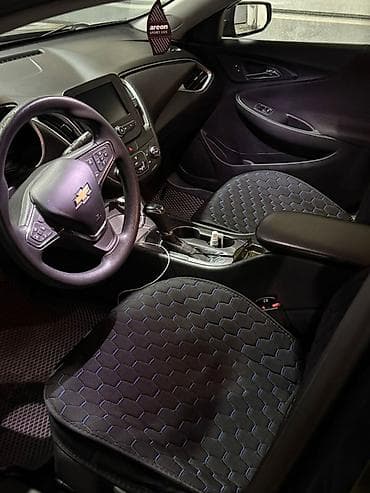 Транспорт: Chevrolet Malibu: 2018 г., Автомат, Седан — 7