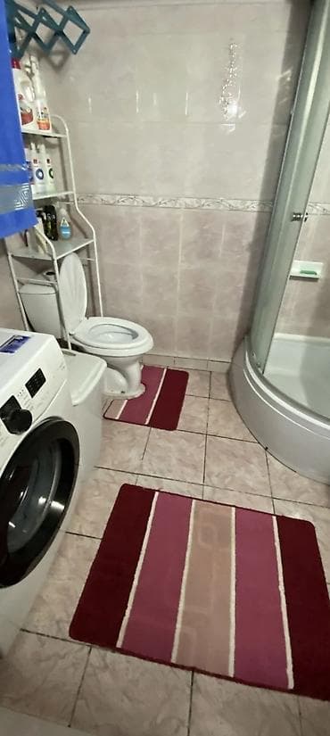 кыргыз недвижимости: 60 м², 3 бөлмө, Унаа токтотуучу жай, Забор, тосулган — 6