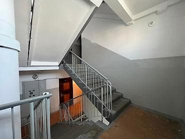 61: 1 комната, 35 м², 106 серия, 9 этаж, Косметический ремонт — 8
