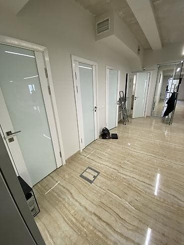 open space: В бизнес-центре Асыл-Таш Сдается помещение Площадь: 127м2 Этаж: 9 С — 3