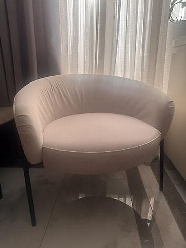 Кресло в современном стиле - Габариты (ориентировочно): ширина около