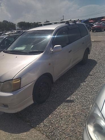 дверь саната: Toyota Gaia: 2002 г., 2 л, Автомат, Бензин, Минивэн — 5