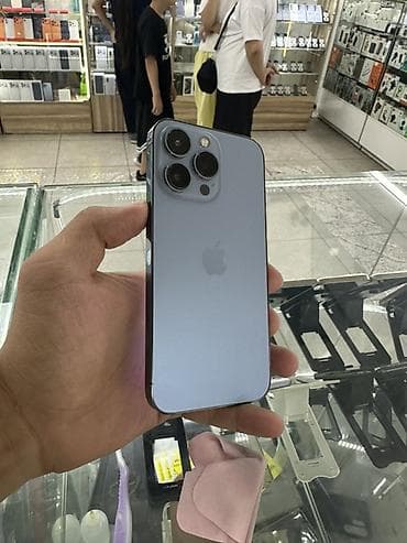 IPhone 13 Pro, Б/у, 256 ГБ, Sierra Blue, Защитное стекло, Чехол, 75 %