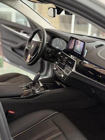 bmb 5: BMW 5 series: 2019 г., 2 л, Автомат, Бензин, Седан — 10