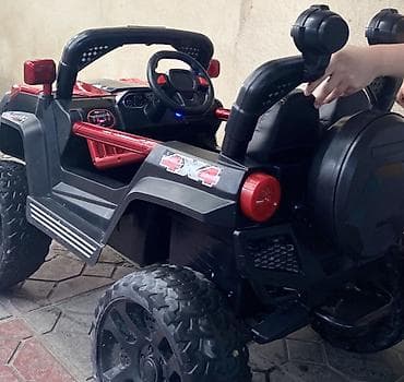 rc модели: Детский электрокар, Б/у — 2