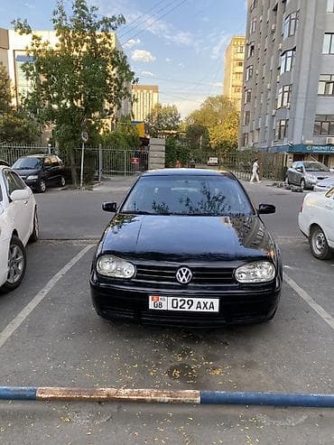 Транспорт: Volkswagen Golf: 1999 г., 1.8 л, Механика, Бензин, Хэтчбэк — 3