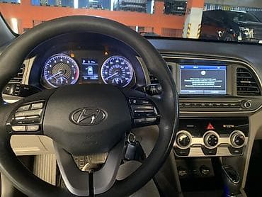 Унаа сатуу: Hyundai Elantra: 2018 г., 2 л, Автомат, Бензин, Седан — 10
