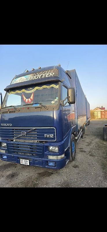 Тягач, Volvo, Тентованный