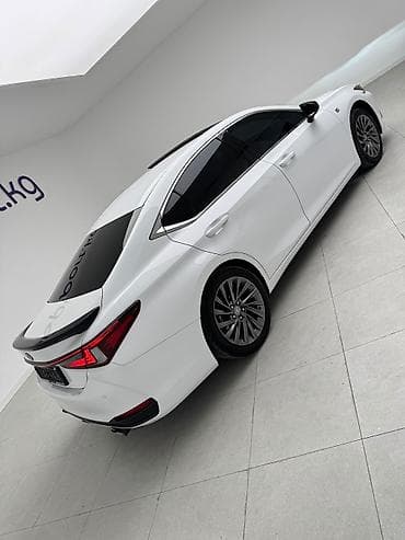 step 2: Lexus ES: 2022 г., 2.5 л, Автомат, Гибрид, Седан — 6