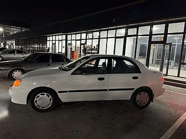 v klass: Daewoo Lanos: 1998 г., 1.5 л, Автомат, Бензин, Седан — 4