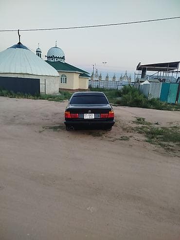 BMW 5 series: 1990 г., 2 л, Механика, Седан