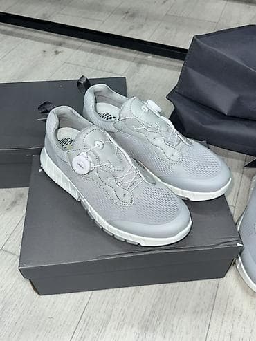 Мужские кроссовки, 40, 41, 42, Ecco, Новый, цвет - Серый, Самовывоз, Платная доставка