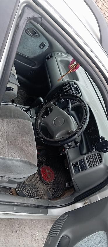 step vagon: Suzuki Baleno: 2001 г., 1.5 л, Автомат, Бензин, Универсал — 4