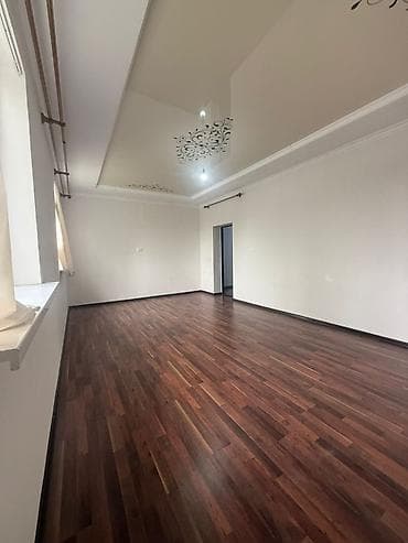 за сколько можно продать дом: Продаётся дом в районе Ак-Ордо 3 Участок: 4 сотки. Дом: 5 комнат — — 4