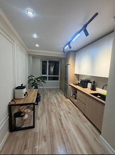 royal construction: 3 комнаты, 74 м², Элитка, 10 этаж, Дизайнерский ремонт — 1